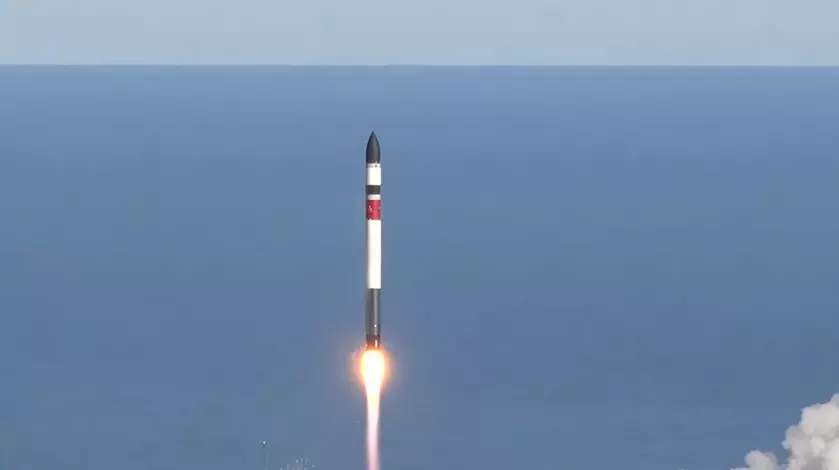 Baby Come Back: Rocket Lab впервые смогла мягко приземлить первую ступень ракеты Electron, став на шаг ближе к повторному использованию