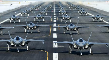 Gli Stati Uniti aumenteranno il numero di caccia di prova di quinta generazione F-35 Lightning II