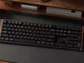 Keychron выпустила полноразмерную клавиатуру K5 Ultra 8K с частотой 8000 Гц, деревянными акцентами и аккумулятором на 370 часов работы