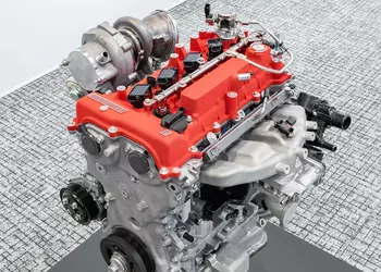 Toyota говорит, что запросто снимет 600 л.с. с нового четырехцилиндрового двигателя
