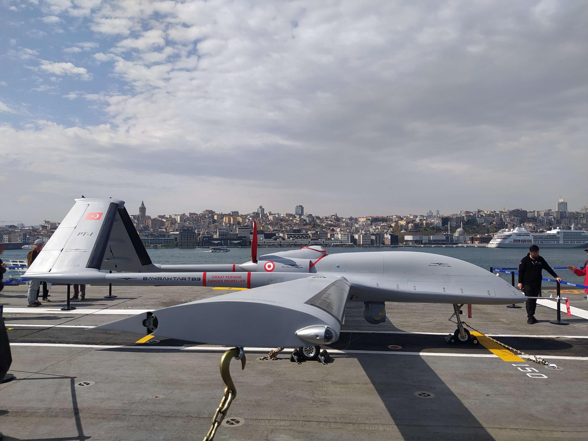 Turkey's Bayraktar TB3 Drone Has Made Its Maiden Flight | Gagadget.com