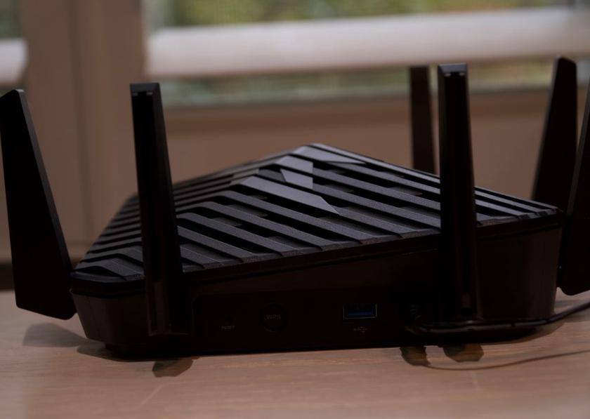 Acer Predator Connect W6 router for gaming