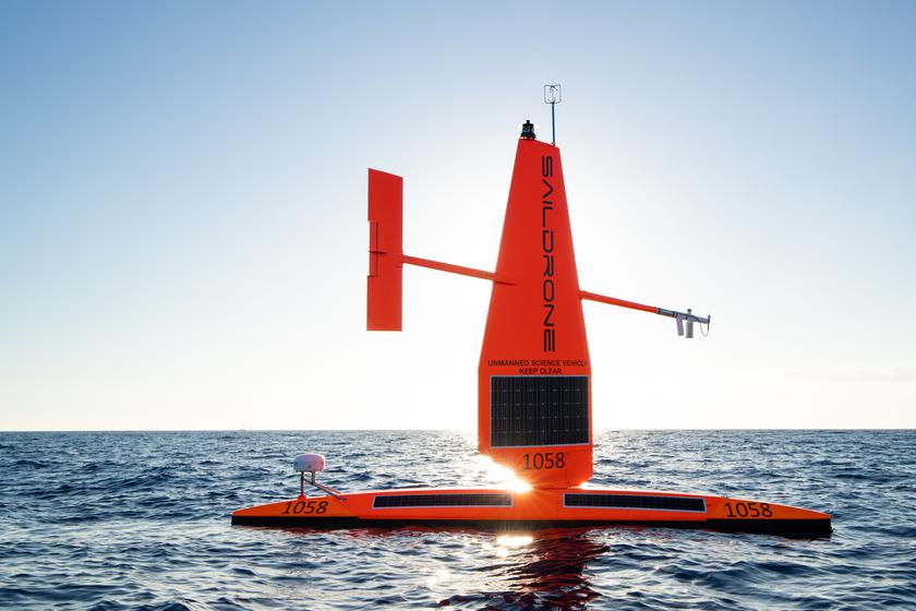 Иранский корабль хотел угнать два американских беспилотника Saildrone Explorer