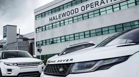 Cyberattack halts Jaguar Land Rover production: factories will be idle until Tuesday