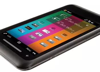 Toshiba TG01 своими глазами: первый в мире смартфон с гигагерцевым процессором (видео)