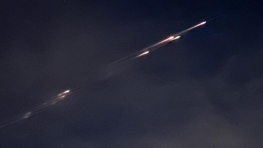 Старая антенна Международной космической станции рисовала огненные полоски в небе над Сакраменто