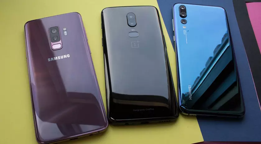 Business Insider назвал лучшие смартфоны 2018 года