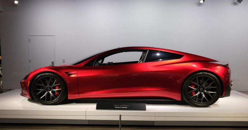  Илон Маск раскрыл удивительные возможности нового Tesla Roadster