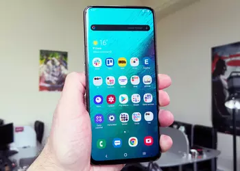 Обзор Samsung Galaxy A80: смартфон-эксперимент с поворотной камерой и огромным дисплеем