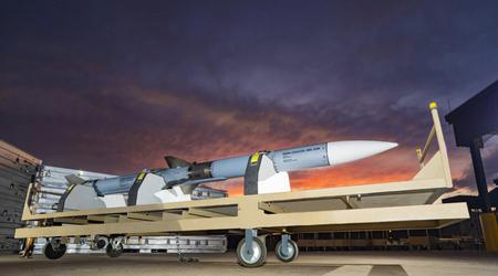 Литва хоче купити 36 ракет середньої дальності AIM-120C-8 AMRAAM на суму $100 млн для систем протиповітряної оборони NASAMS