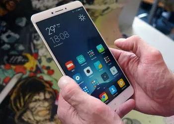 Обзор Xiaomi Mi MAX: добрый великан