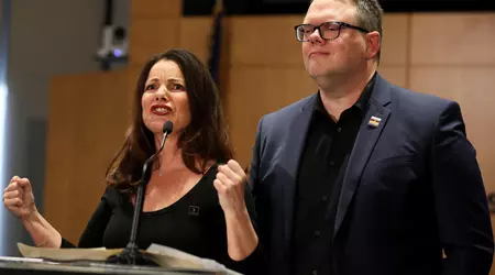 Le syndicat des acteurs américains est parvenu à un accord avec les studios de cinéma sur les règles d'utilisation de l'IA générative