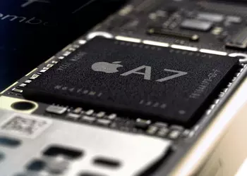 Apple вырывается вперёд