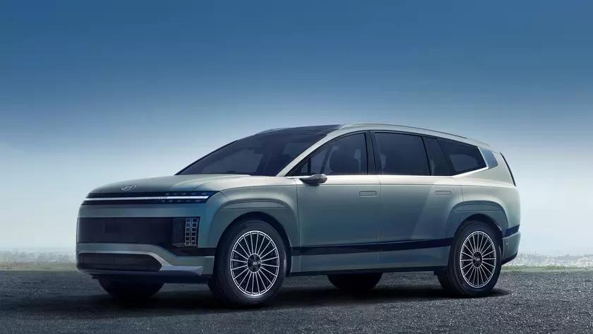 Hyundai Ioniq 9 2025: Электрический внедорожник для всех потребностей семьи