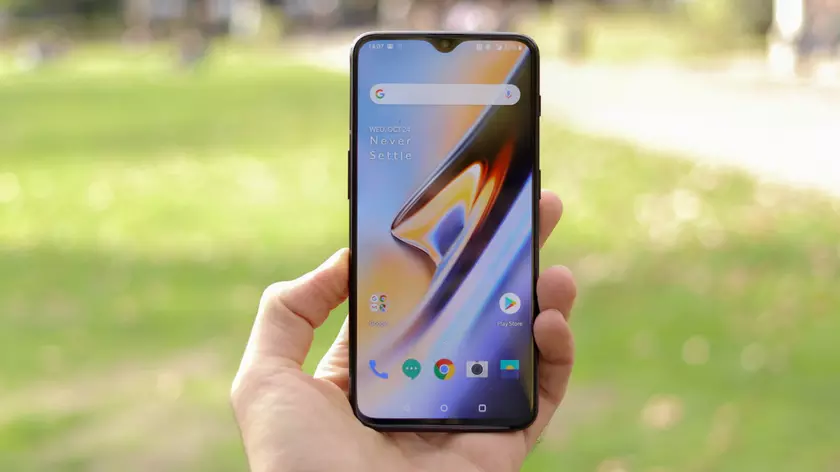 OnePlus 6 и OnePlus 6T получили Oxygen OS Open Beta 31/19: исправили ошибки и улучшили камеру