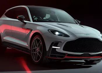 Aston Martin DBX S: больше мощности, меньше веса и новая карбоновая крыша