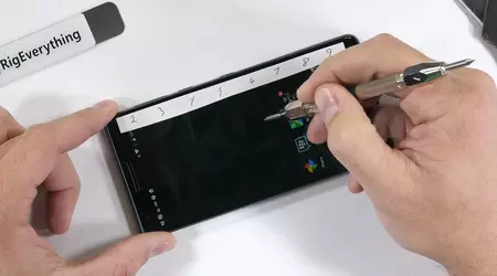 Better late than never: BlackBerry Motion has been tested for strength