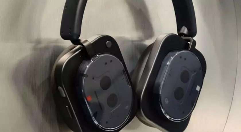 Nothing Headphone (1): The Geek's New Audio Obsession?