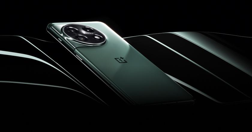 OnePlus 11 is IP64 water and dust proof - the smartphone cannot be submerged