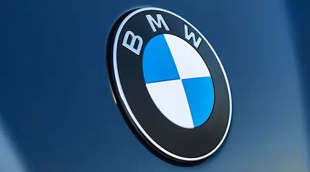 BMW показала оновлену емблему і майже ніхто цього не помітив