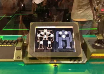 Контроллер Razer Artemis: почувствуй себя пилотом робота