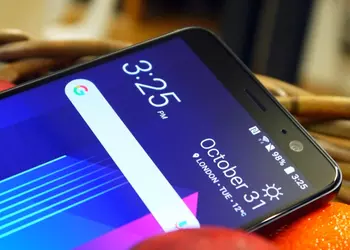 Бюджетный смартфон HTC назовут Desire 12