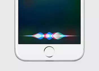 Девушке пришлось сменить свое имя из-за голосового помощника Siri и нового обновления iPhone