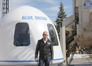 Уволиться из Amazon и улететь в космос: Джефф Безос станет первым пассажиром корабля New Shepard, который разработан Blue Origin