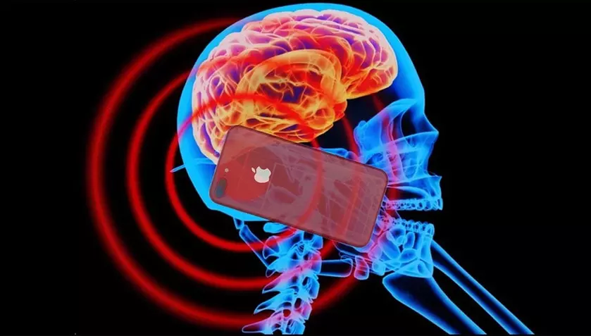 Опубликован список из 15 смартфонов с самым большим уровнем радиоизлучения