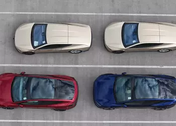 Tesla Cybercab проти Model Y: коли ...