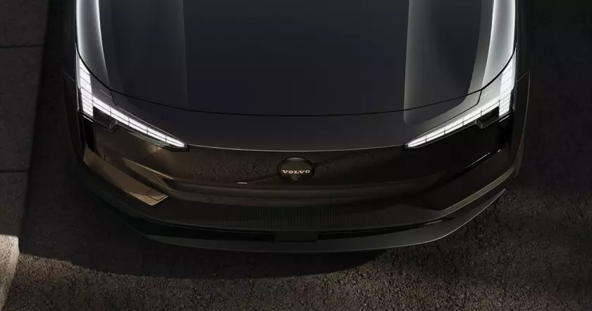 Volvo EX30 Black Edition: Elegance Meets Engineering