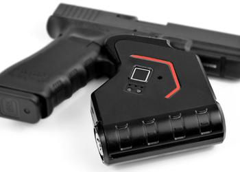 "Умный" замок для пистолета Identilock со сканером отпечатков пальцев