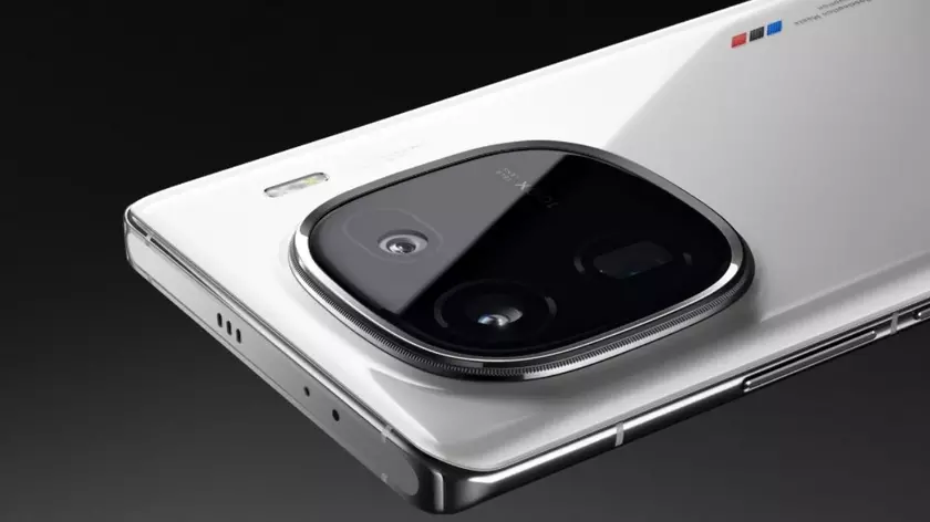 iQOO 12 с процессором Snapdragon 8 Gen 3 и операционной системой Android 14 прошёл тест в Geekbench