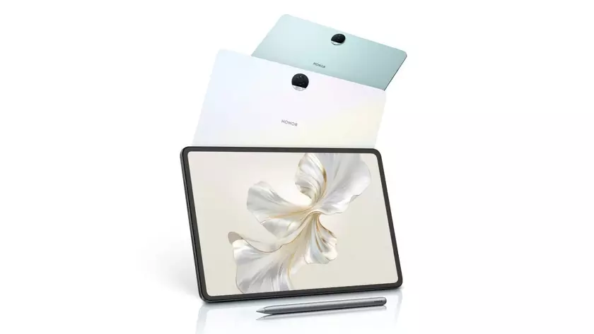 12.1-дюймовый дисплей и чип Snapdragon 6 Gen 1: в интернете появились характеристики Honor Pad 9