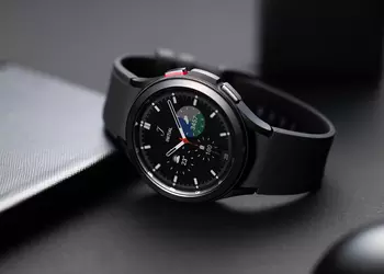Samsung has released a new software version for the Galaxy Watch 4 and Galaxy Watch 4 Classic
