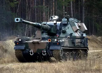 Польша инвестирует $196 млн в наращивание производства самоходных гаубиц AHS Krab на фоне растущего спроса