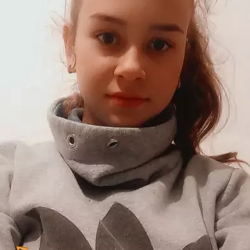 Арина Леонова