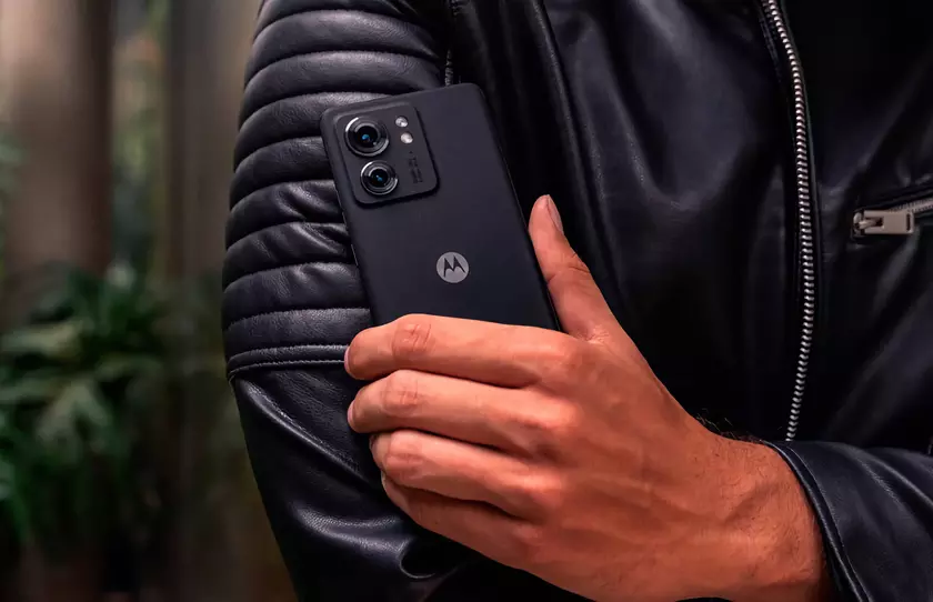 Предложение дня: Motorola Edge (2023) с дисплеем на 144 Гц, чипом Dimensity 7030 и зарядкой на 68 Вт можно купить на Amazon со скидкой $250