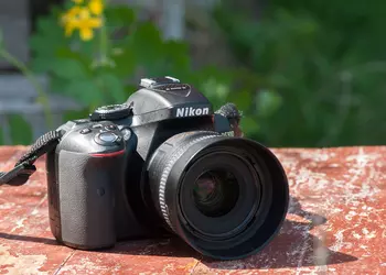 Обзор недорогой цифровой зеркалки Nikon D5300