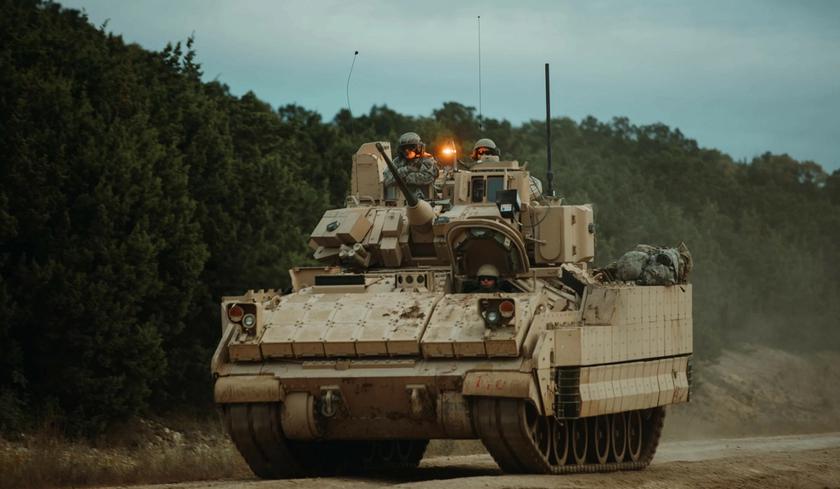 Армия США хочет модернизировать дополнительную партию боевых машин пехоты Bradley до уровня M2A4