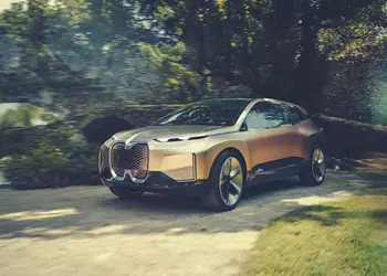 BMW iNEXT: электрокроссовер конкурент Tesla Model 3, который выйдет в 2021 году