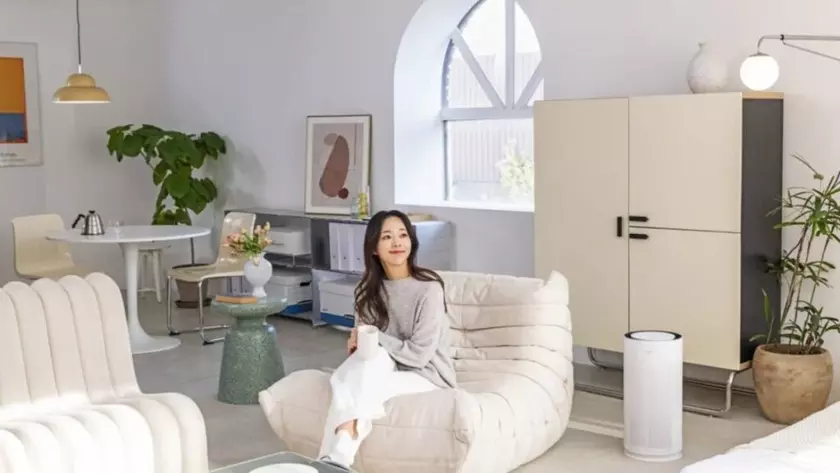 LG демонстрирует ультратонкий очиститель PuriCare AeroHit для чистого воздуха