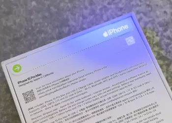 There are special codes on the iPhone 15 packaging that are only visible under UV light