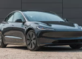 Платная опция Acceleration Boost почти за 2 тысячи долларов ускоряет Tesla Model 3 Long Range на 0,6 секунды