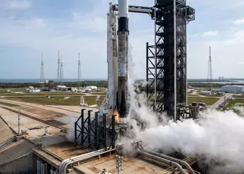 Космическая инфляция: SpaceX снова повышает цены на запуски Falcon 9