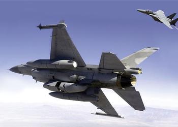 Collins Aerospace завершила интеграцию многоспектральной системы воздушной разведки MS-110 Fast-Jet на истребители F-16 Fighting Falcon