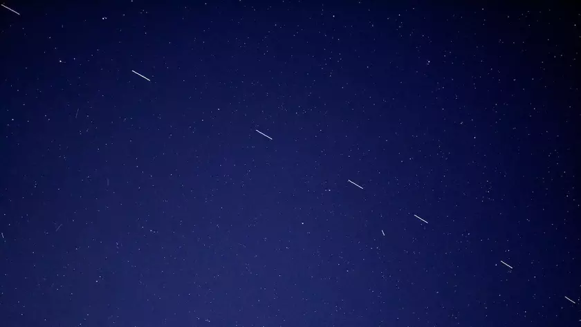 Очередной рекорд SpaceX: в 14 стран продано 100 000 терминалов спутникового интернета Starlink