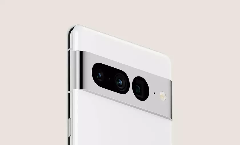 Инсайдер: Google работает над компактным флагманским смартфоном с дизайном, как у Pixel 6 и Pixel 7