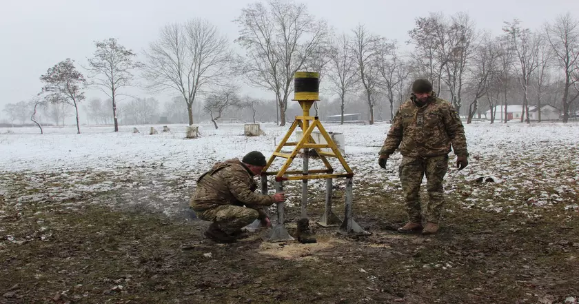 Украина разрабатывает противоминную обувь для саперов