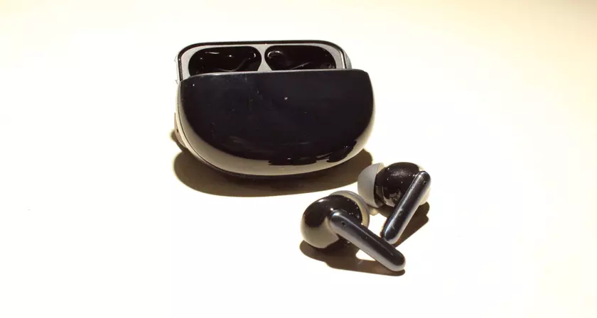 Не только смартфоны Find X3: OPPO завтра представит еще и новые беспроводные наушники Enco X